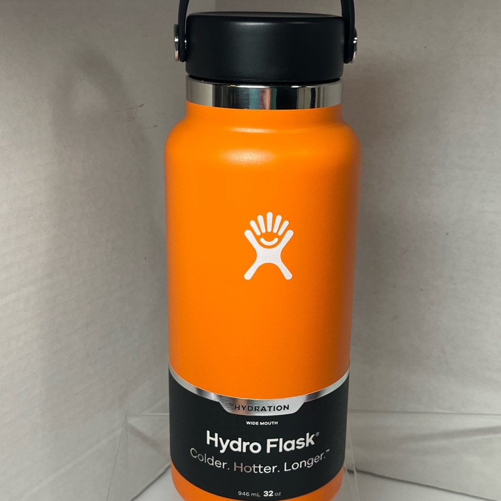 NWT Hydroflask 32oz. Wide Mouth Bottle